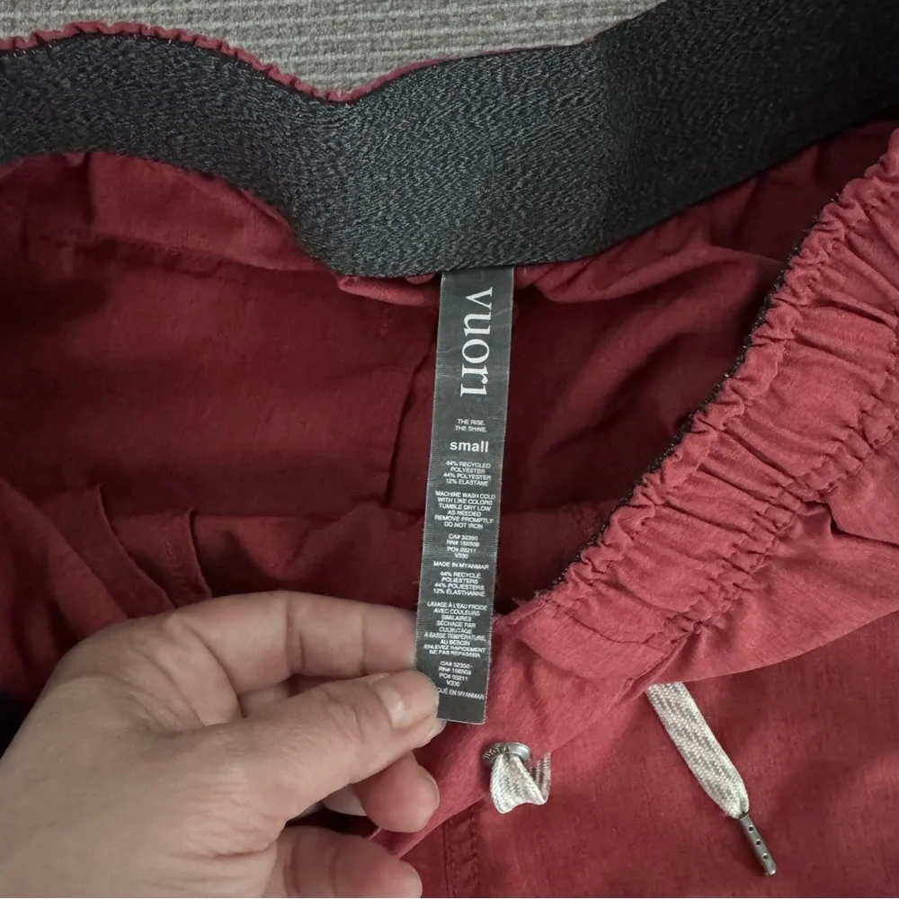 Vuori Men's Drawstring Red Casual Shorts small - Picture 4 of 7